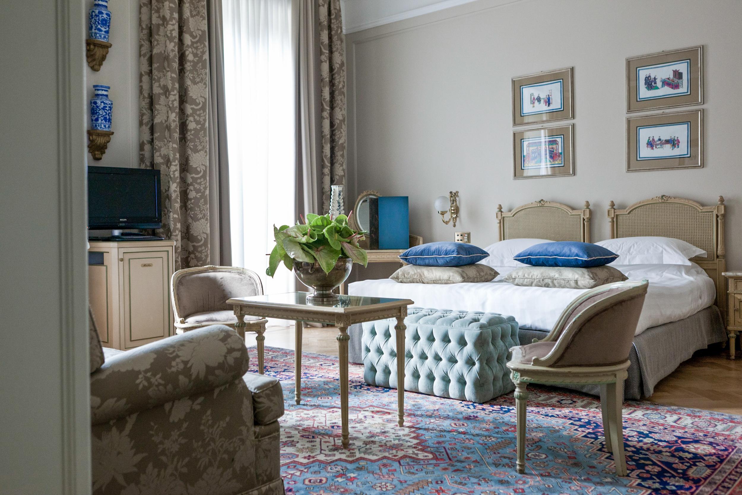 Rooms and Suites